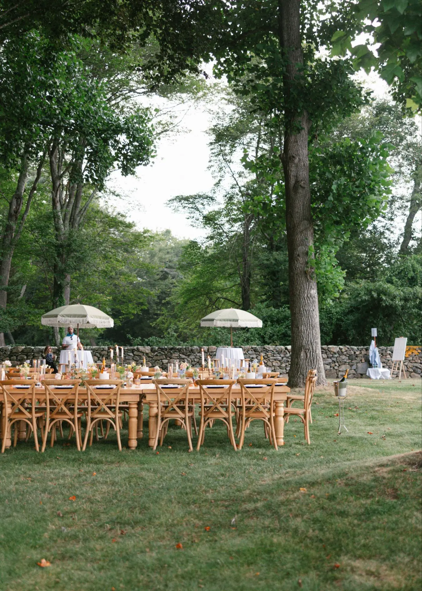 outdoor-venue-seating